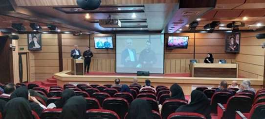 مراسم دفاعیه زود هنگام دستیاران سال سوم گروه چشم 